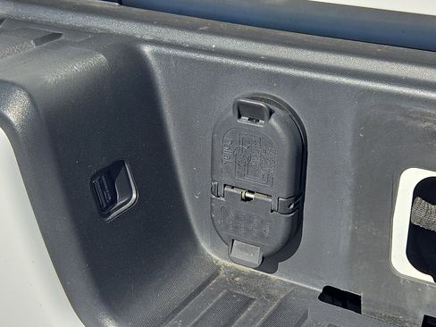 Used 2021 Chevrolet Colorado LT image 4