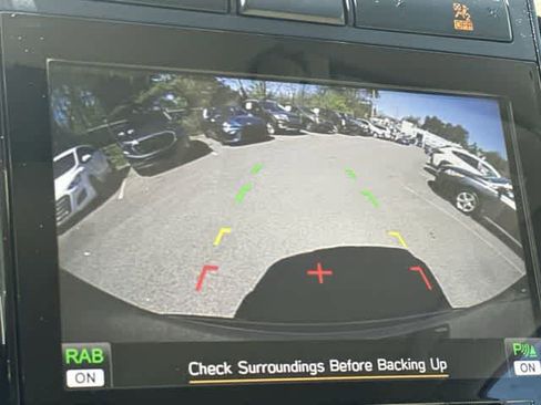 Used 2019 Subaru Ascent Premium AWD/4WD image 13