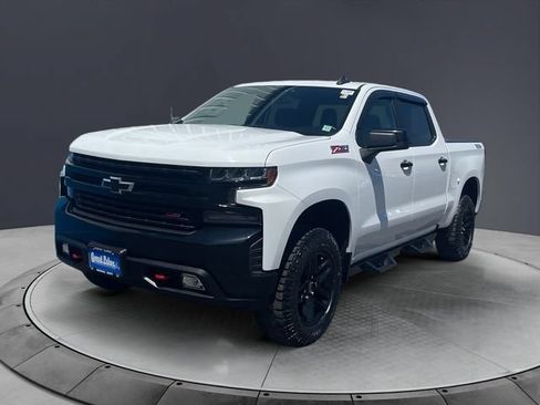 Used 2022 Chevrolet Silverado 1500 LT Trail Boss w/ Bed Protection Package AWD/4WD image 7