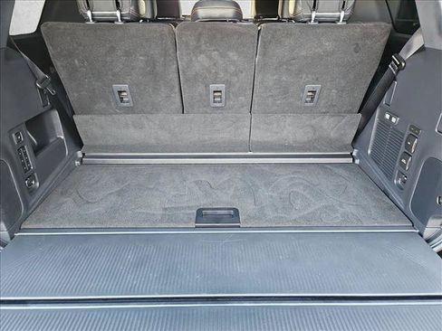 Used 2025 Ford Expedition Tremor AWD/4WD image 6