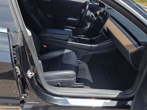 Used 2018 Tesla Model 3 Long Range RWD image 7