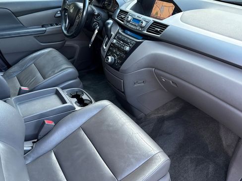 Used 2012 Honda Odyssey Touring image 17