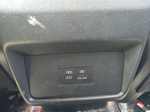 Used 2023 Nissan Rogue SV image 26