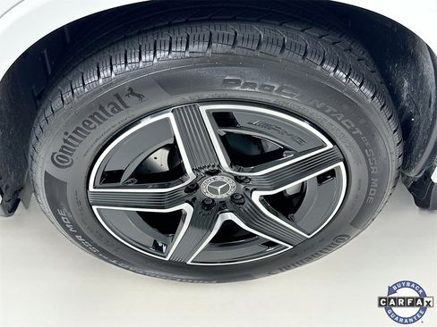 Used 2025 Mercedes-Benz GLC 350e 4MATIC image 33