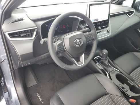 Used 2025 Toyota Corolla XSE FWD image 19