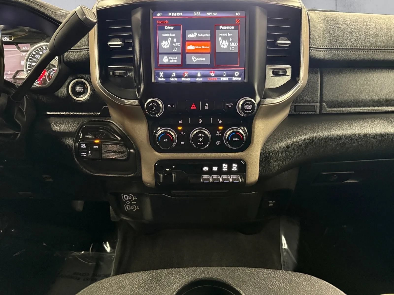 Used 2021 RAM 2500 Laramie AWD/4WD image 15