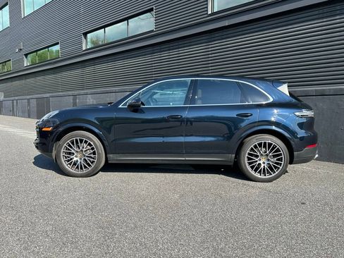 Certified 2020 Porsche Cayenne image 7
