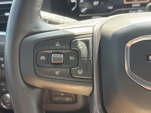 Used 2023 GMC Yukon XL Denali Ultimate w/ LPO, Floor Liner Package AWD/4WD image 17