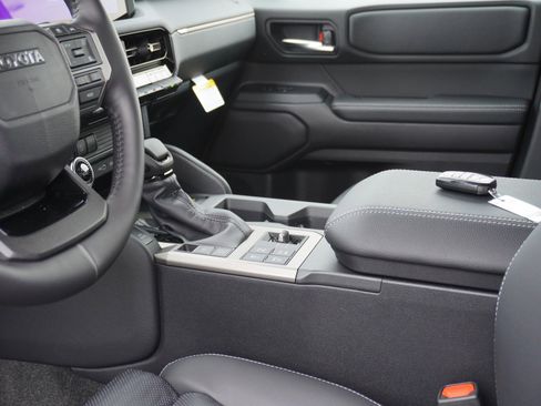 New 2026 Toyota Land Cruiser AWD/4WD image 21