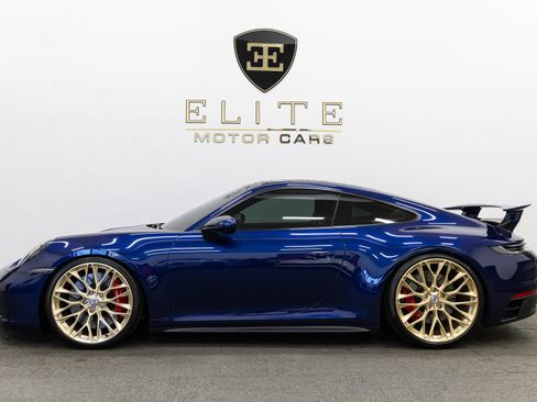 Used 2022 Porsche 911 Carrera GTS RWD image 2