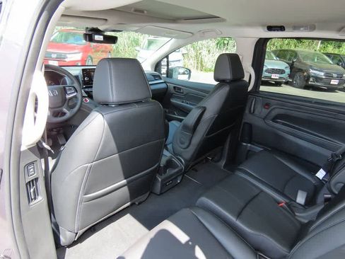 New 2026 Honda Odyssey EX-L image 15