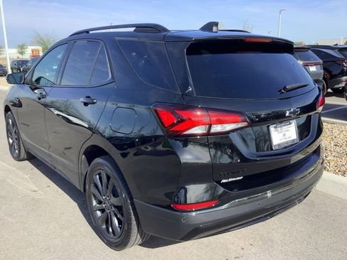 Used 2022 Chevrolet Equinox RS w/ RS Leather Package image 7