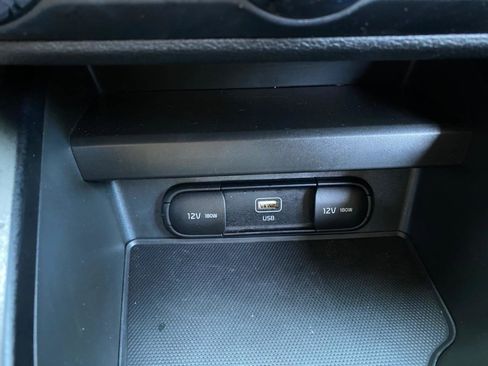 Used 2023 Kia Soul LX FWD image 66