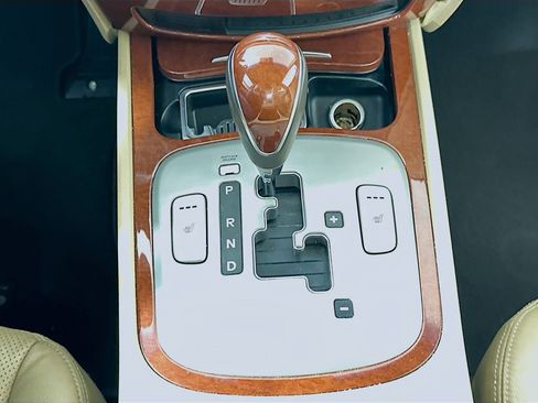 Used 2012 Hyundai Genesis 3.8 w/ Premium Pkg image 24