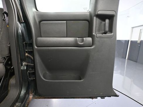 Used 2003 Chevrolet Silverado 1500 LS AWD/4WD image 26