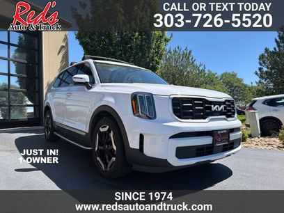 Used 2024 Kia Telluride S w/ S Sunroof Package