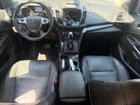 Used 2015 Ford Escape Titanium w/ Equipment Group 301A AWD/4WD image 25