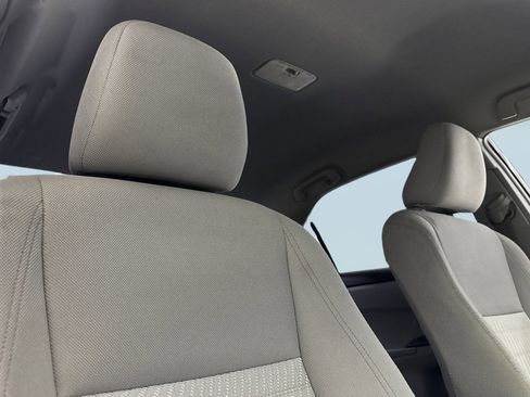 Used 2016 Toyota Camry LE image 24