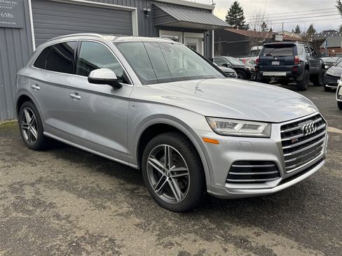Used 2018 Audi SQ5 Premium Plus w/ Navigation Package AWD/4WD image 6