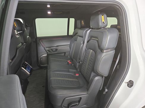 Used 2024 Rivian R1S Adventure AWD/4WD image 21
