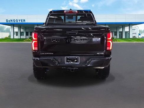 New 2026 Chevrolet Colorado ZR2 w/ Technology Package AWD/4WD image 7