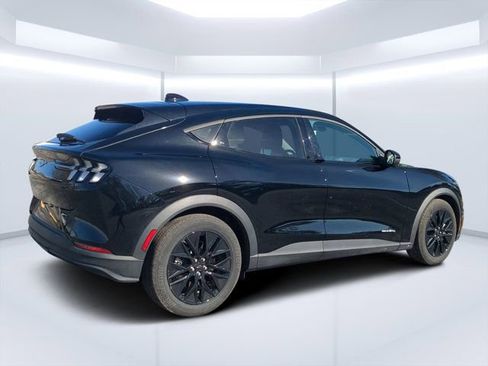 Used 2025 Ford Mustang Mach-E Select w/ Comfort Package Lite image 3