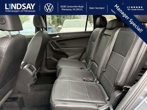 Used 2020 Volkswagen Tiguan SE R-Line image 11