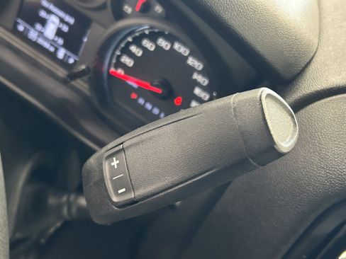 Used 2023 Chevrolet Silverado 1500 Custom image 24