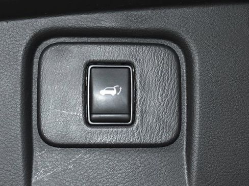 Used 2024 Nissan Murano SL image 37