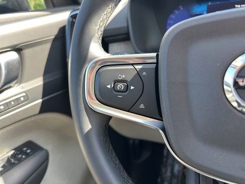 Certified 2026 Volvo XC40 B5 Plus AWD/4WD image 26