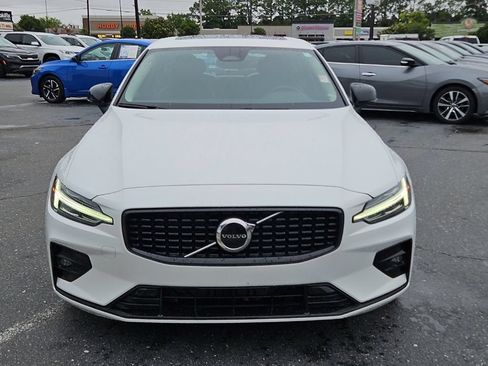 Used 2024 Volvo S60 B5 Core AWD/4WD image 2