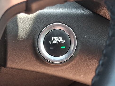 Used 2019 GMC Terrain SLT w/ Preferred Package AWD/4WD image 22