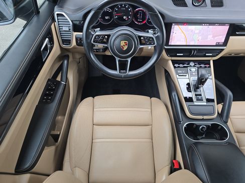 Certified 2020 Porsche Cayenne AWD/4WD image 22