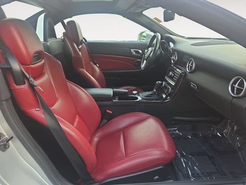Used 2015 Mercedes-Benz SLK 250 w/ Premium Package image 13