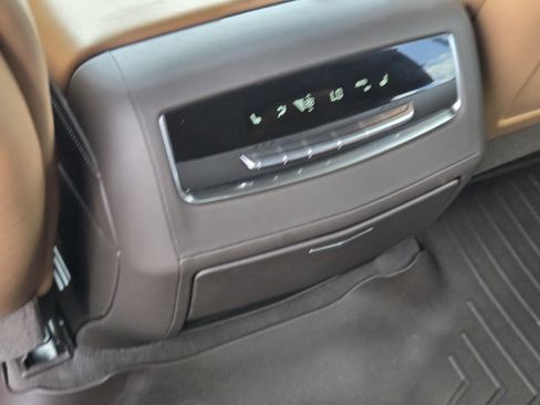 Used 2021 Cadillac Escalade Sport w/ Driver Assist Tech Package AWD/4WD image 27