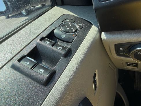 Used 2019 Ford F150 XL w/ Equipment Group 101A Mid AWD/4WD image 12