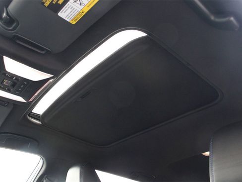 Used 2022 Toyota RAV4 XSE image 28