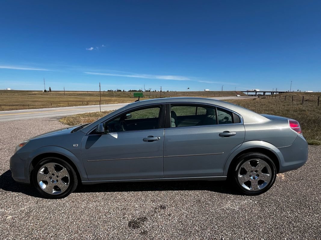 Used 2007 Saturn Aura XE w/ Convenience Pkg FWD image 2