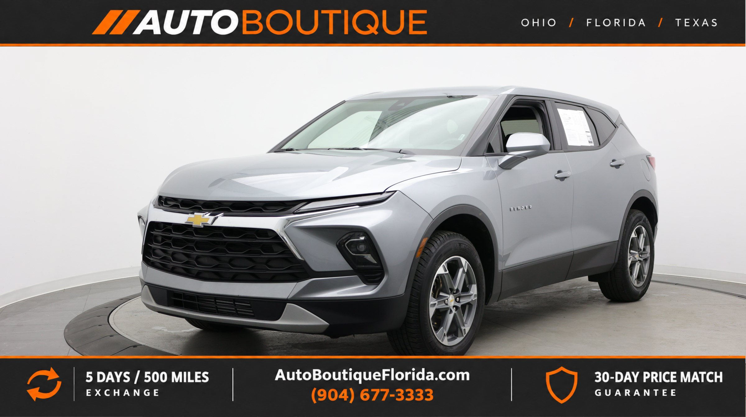 Used 2025 Chevrolet Blazer LT FWD image 1