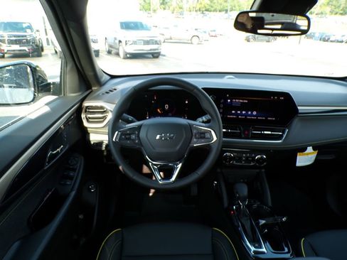 New 2026 Chevrolet TrailBlazer ACTIV w/ Convenience Package AWD/4WD image 14