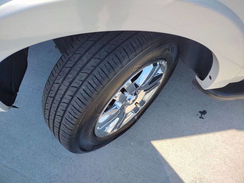 Used 2010 Ford Explorer Limited image 18