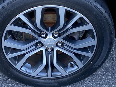 Used 2019 Mitsubishi Outlander Sport ES image 25