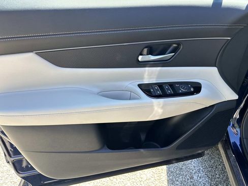 Certified 2025 Nissan Murano SV AWD/4WD image 18