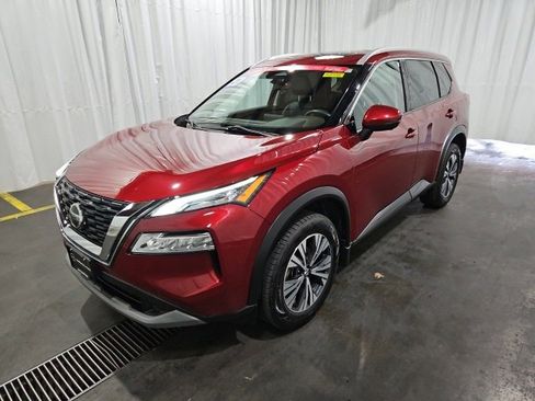 Certified 2021 Nissan Rogue SV w/ Premium Package image 30