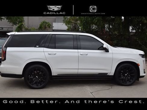 Certified 2023 Cadillac Escalade Sport Platinum w/ LPO, ONYX Package AWD/4WD image 9