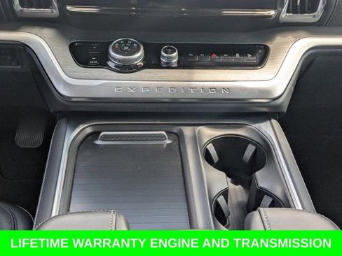 Used 2025 Ford Expedition Max Platinum AWD/4WD image 20