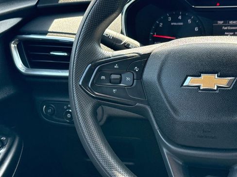 Used 2023 Chevrolet TrailBlazer LT FWD image 14