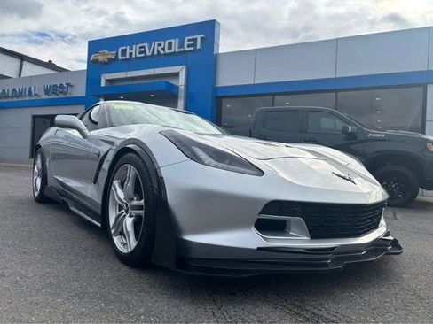 Used 2017 Chevrolet Corvette Stingray Coupe w/ 3LT Preferred Equipment Group image 13