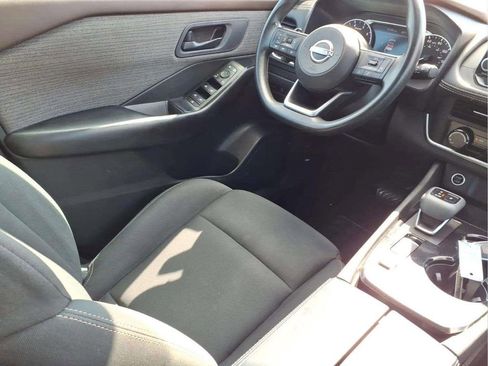 Used 2023 Nissan Rogue S FWD image 19