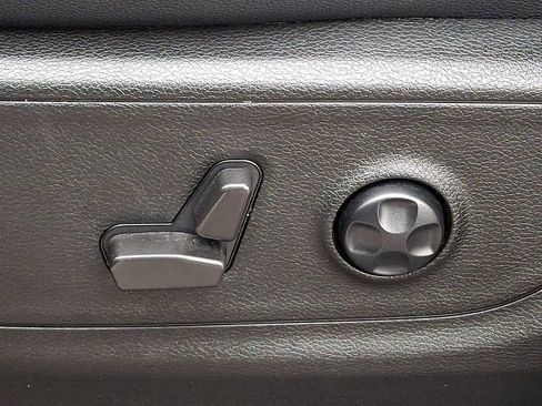 Used 2021 RAM 1500 Big Horn AWD/4WD image 27